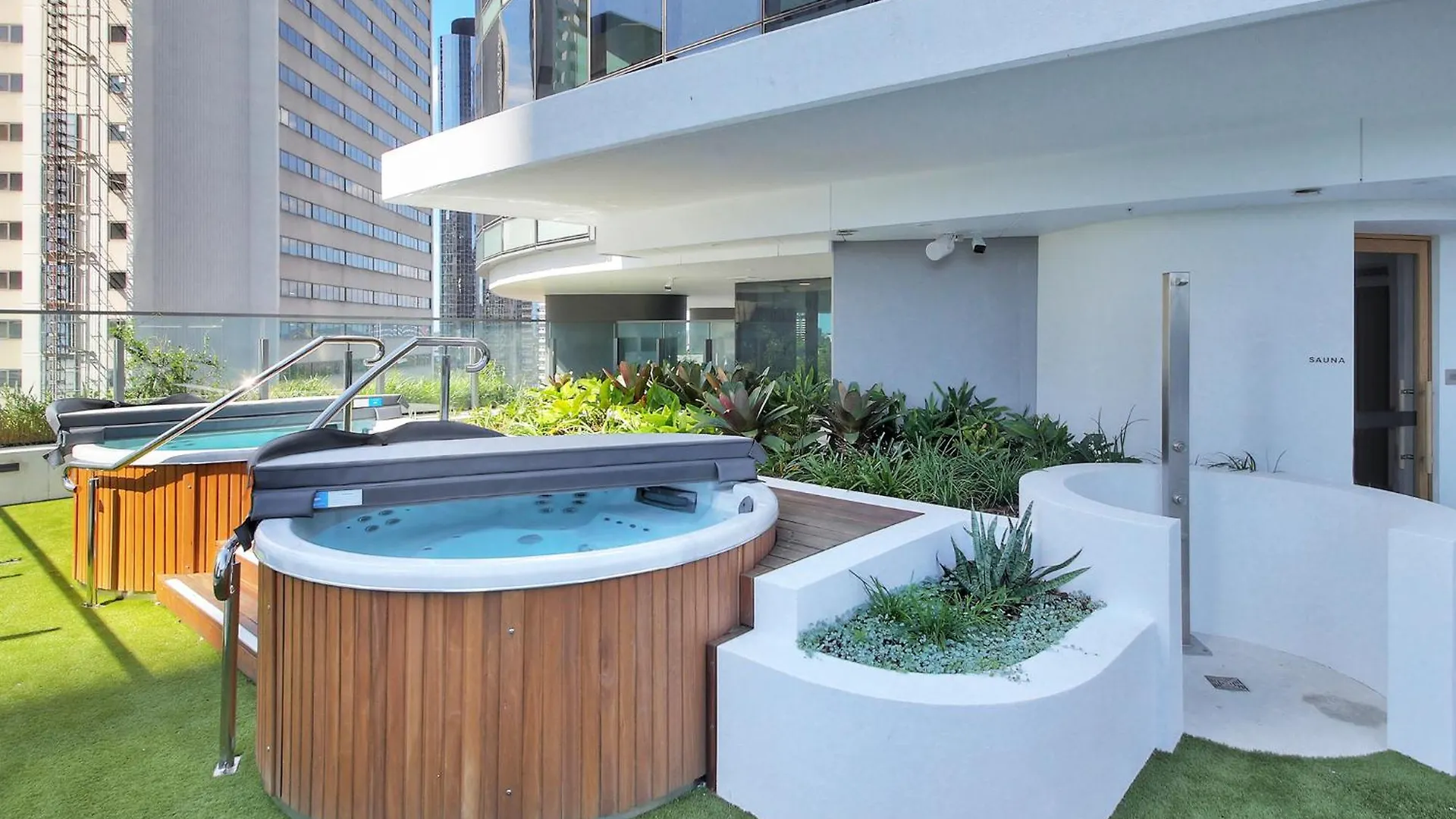 Sky High Zen At Queens Wharf Level 59 Brisbane